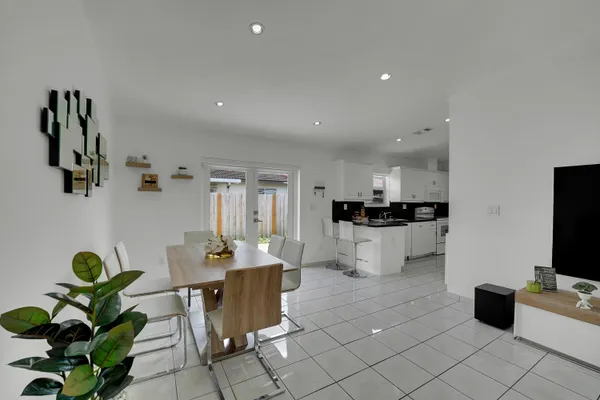 $3,375 | 17255 Northwest 72nd Court, Hialeah, FL 33015