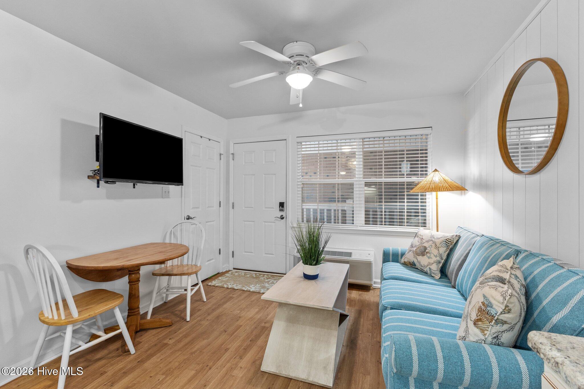 2401 West Fort Macon Road, Unit 244 Atlantic Beach, NC 28512 - Photo 7 of 18 25-web-or-mls-_S3A4791