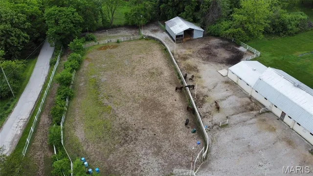 $699,000 | 5501 Dober Lane, St. Louis, MO 63129