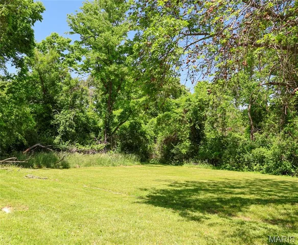 $699,000 | 5501 Dober Lane, St. Louis, MO 63129