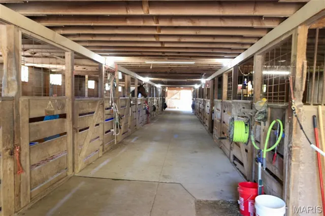 $699,000 | 5501 Dober Lane, St. Louis, MO 63129