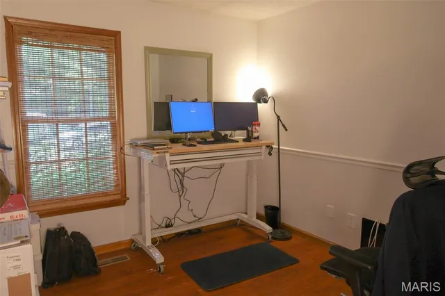 $699,000 | 5501 Dober Lane, St. Louis, MO 63129