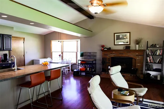 $699,000 | 5501 Dober Lane, St. Louis, MO 63129