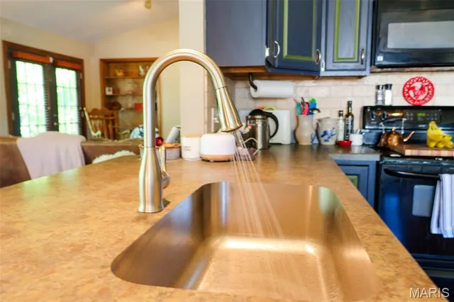 $699,000 | 5501 Dober Lane, St. Louis, MO 63129