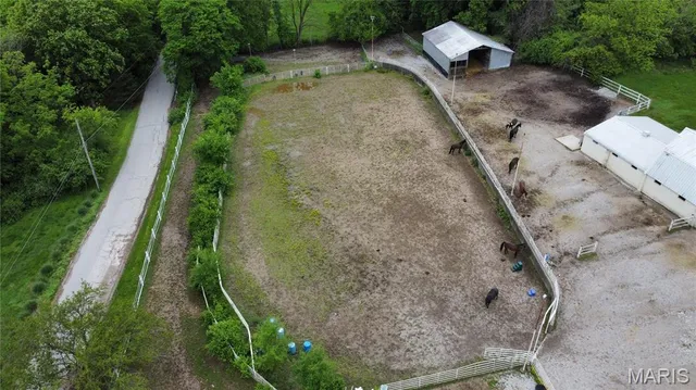 $699,000 | 5501 Dober Lane, St. Louis, MO 63129