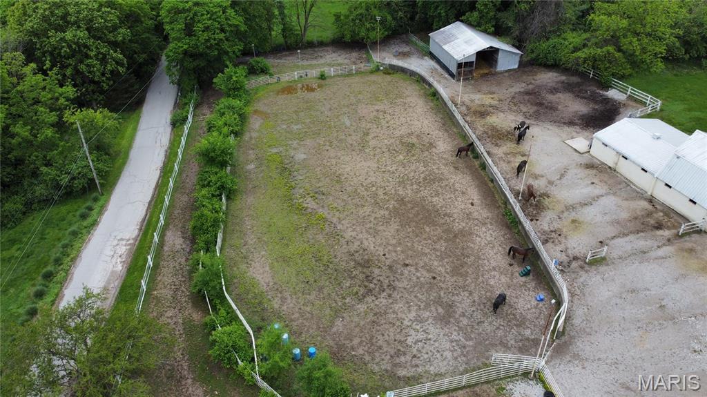 5501 Dober Lane St. Louis, MO 63129 - Photo 10 of 62