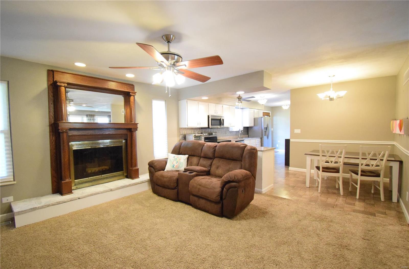 210 Blue Ridge Drive Belleville, IL 62223 - Photo 16 of 40 Gallery Image 16