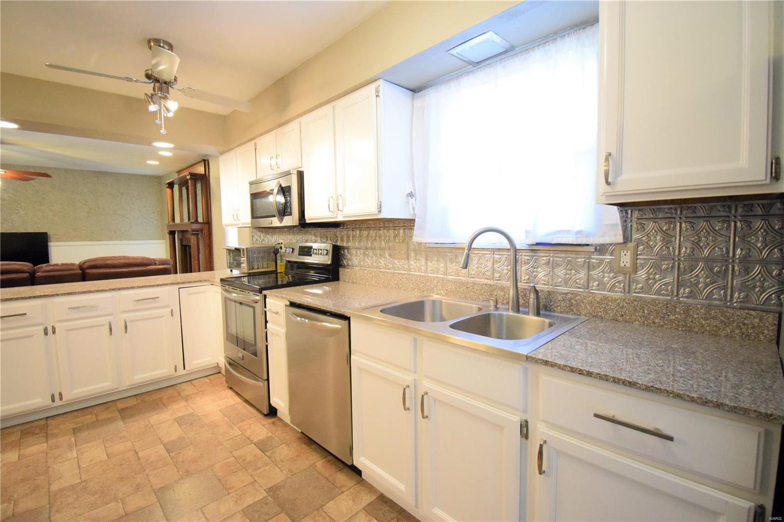 210 Blue Ridge Drive Belleville, IL 62223 - Photo 22 of 40 Gallery Image 22