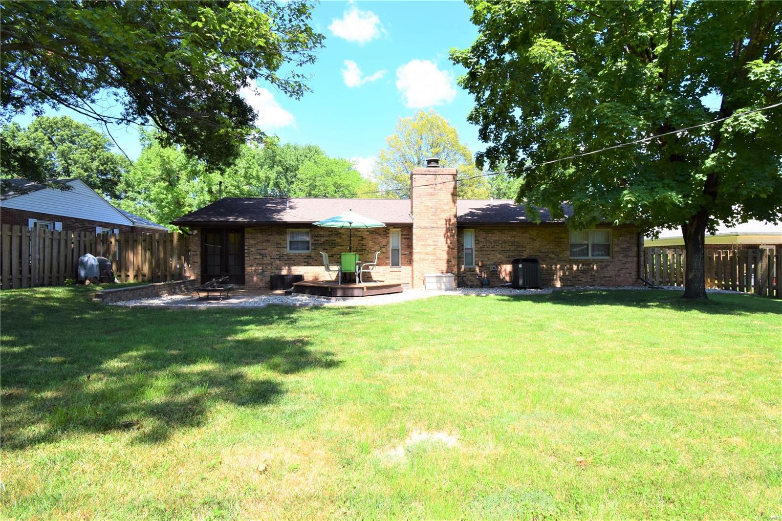 210 Blue Ridge Drive Belleville, IL 62223 - Photo 37 of 40 Gallery Image 37