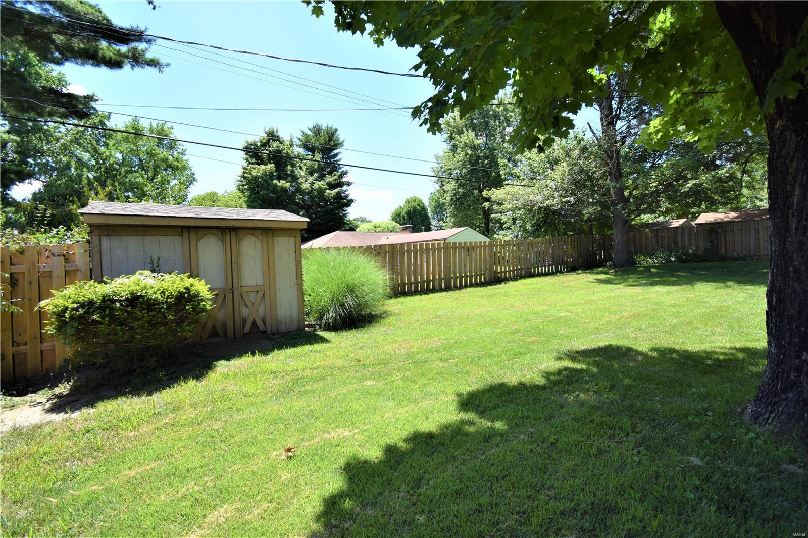 210 Blue Ridge Drive Belleville, IL 62223 - Photo 38 of 40 Gallery Image 38