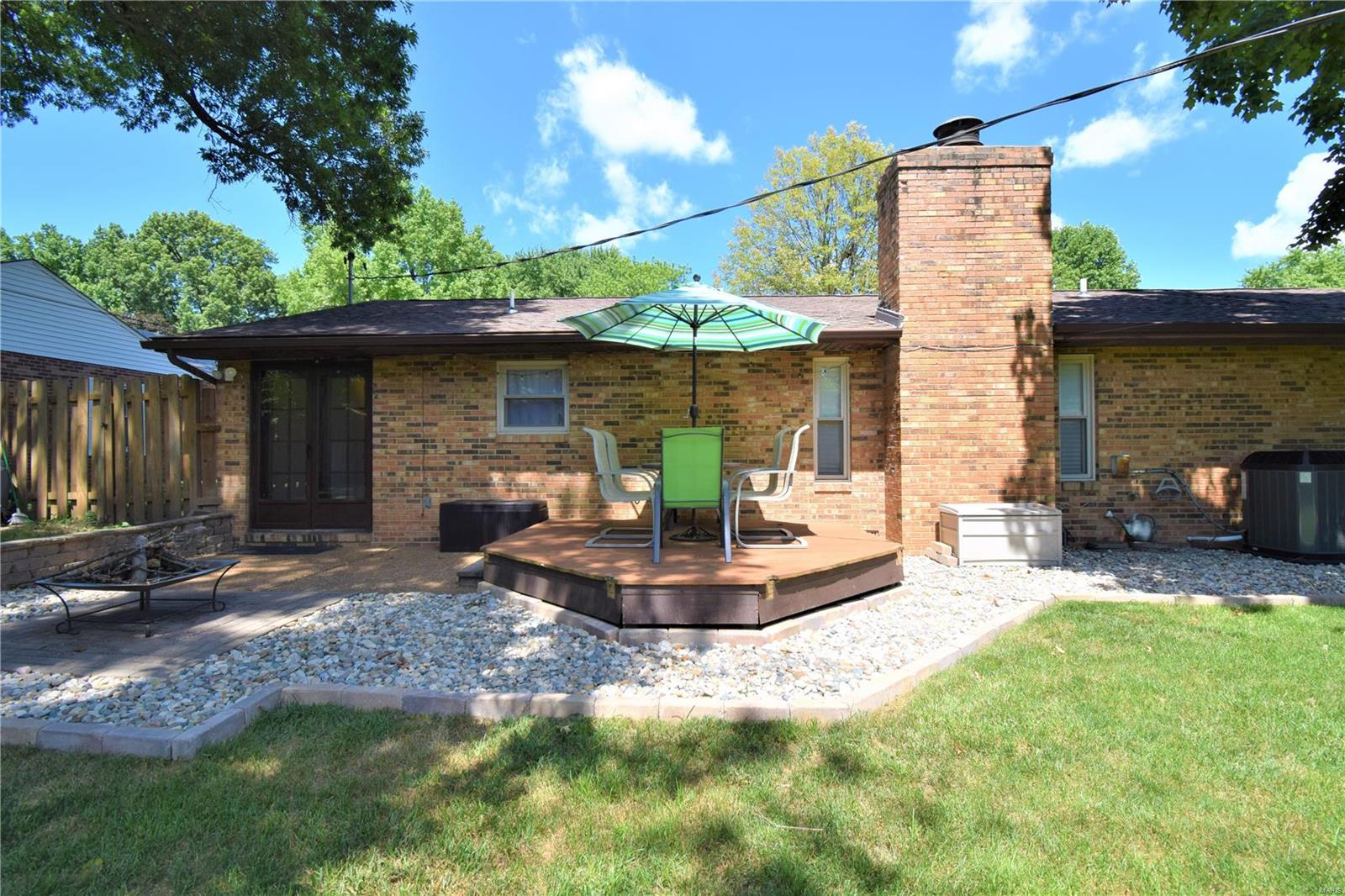 210 Blue Ridge Drive Belleville, IL 62223 - Photo 6 of 40 Gallery Image 6