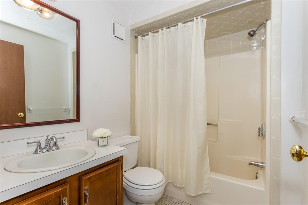 90 Neponset Street, Unit 902 Canton, MA 02021 - Photo 8 of 8