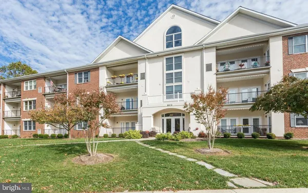 $2,600 | 802 Coxswain Way, Unit 201, Annapolis, MD 21401