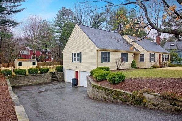 2 Myrna Road Lexington, MA 02420 - Photo 3 of 29