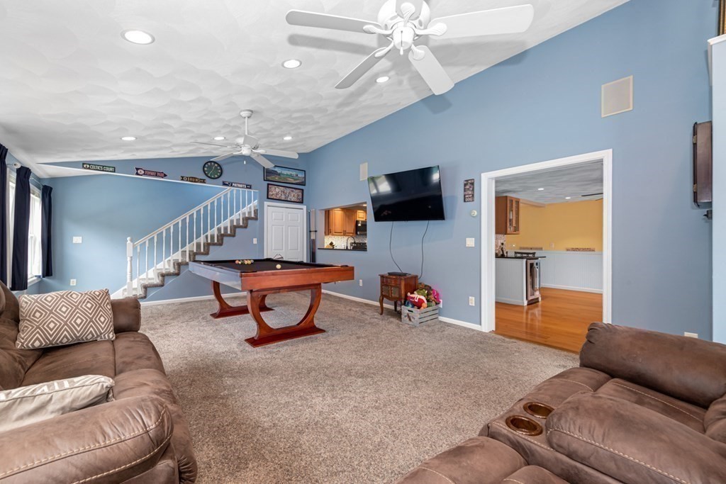 10 Massachusetts Avenue Danvers, MA 01923 - Photo 12 of 36