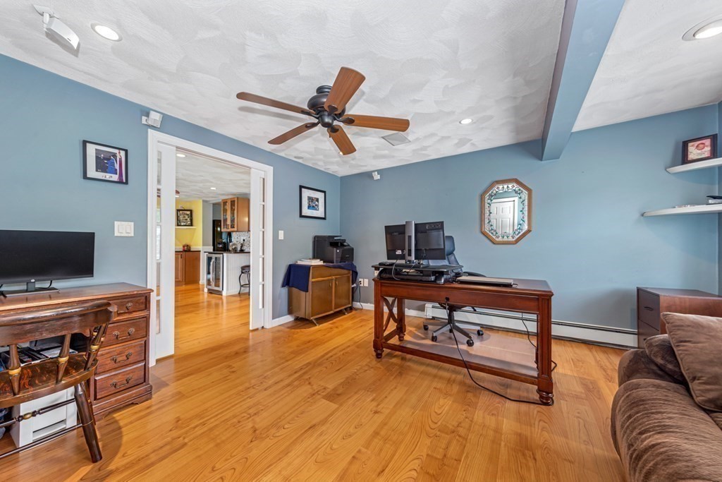 10 Massachusetts Avenue Danvers, MA 01923 - Photo 15 of 36