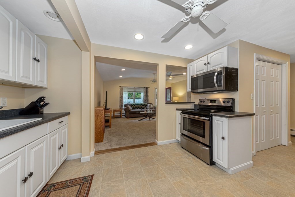 10 Massachusetts Avenue Danvers, MA 01923 - Photo 23 of 36