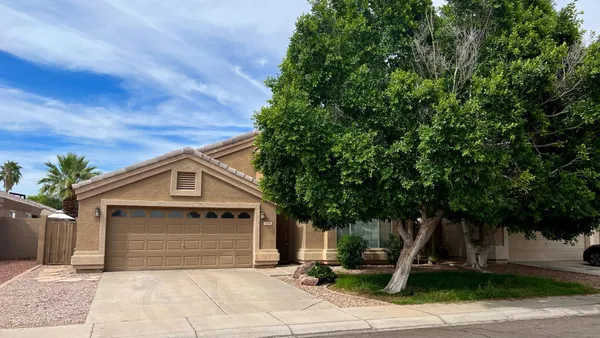 $2,300 | 1576 West Kesler Lane, Chandler, AZ 85224