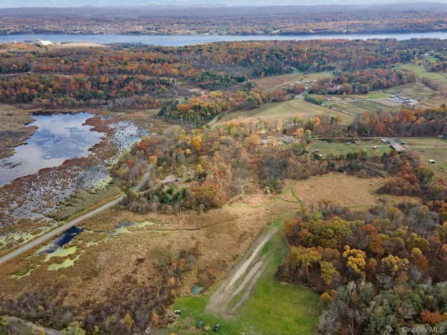 $175,000 | 165 West Camp Road, Saugerties, NY 12477