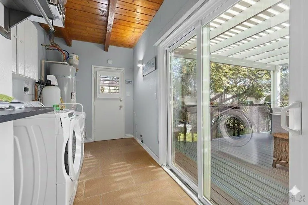 2038 South Freeman Street Oceanside, CA 92054 - Photo 21 of 23 Digitally Altered. Original Image (https://cdnparap00.paragonrels.com/ParagonImages/Property/p0/SDMLS/2600208/62/533/400/52c25de04d4eb1e7552b0020c5ec69a8/3/bd8b5144c1239d1d4f4c388561a72d0d/2600208-428f0fbb-1f6f-4e4d-9801-be560d202307.JPG)