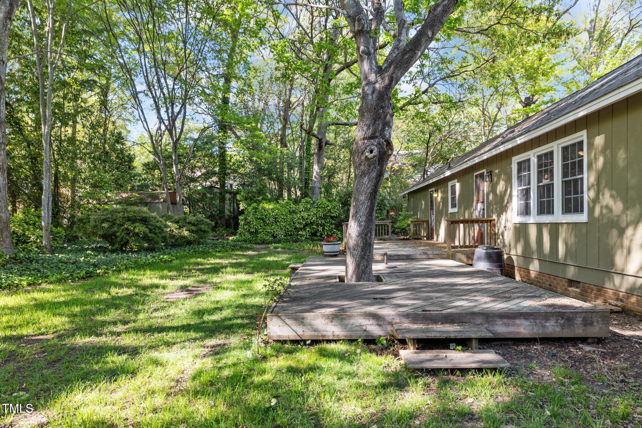 1304 Deboy Street Raleigh, NC 27606 - Photo 39 of 53 33-web-or-mls-5Z8A7116
