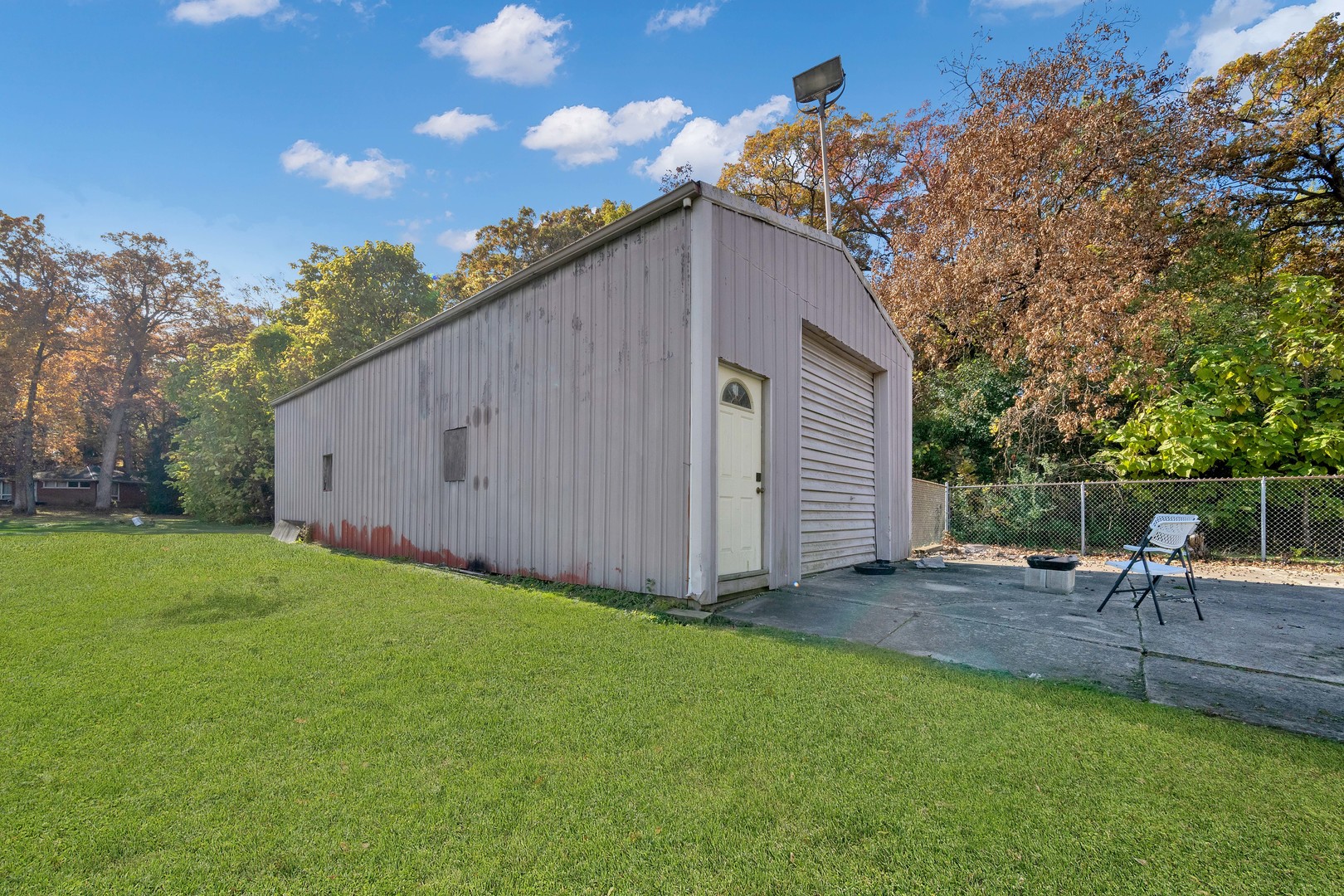 2135 West Richton Road Steger, IL 60475 - Photo 29 of 35 a view of a backyard with sitting area