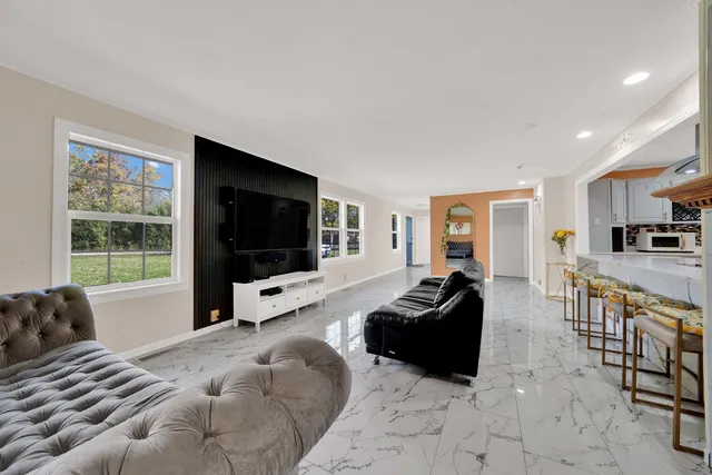 $330,000 | 2135 West Richton Road, Steger, IL 60475