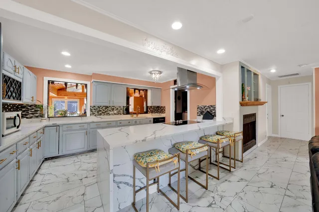 $330,000 | 2135 West Richton Road, Steger, IL 60475