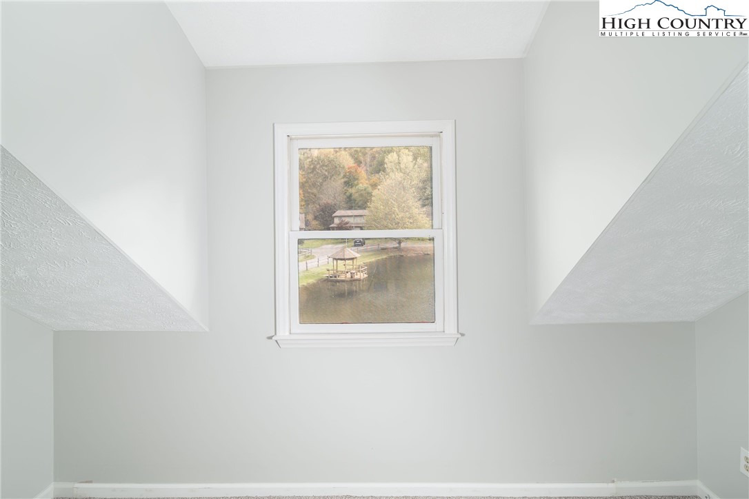 138 The Ponds Road, Unit B Banner Elk, NC 28604 - Photo 17 of 30 Gallery Image 17