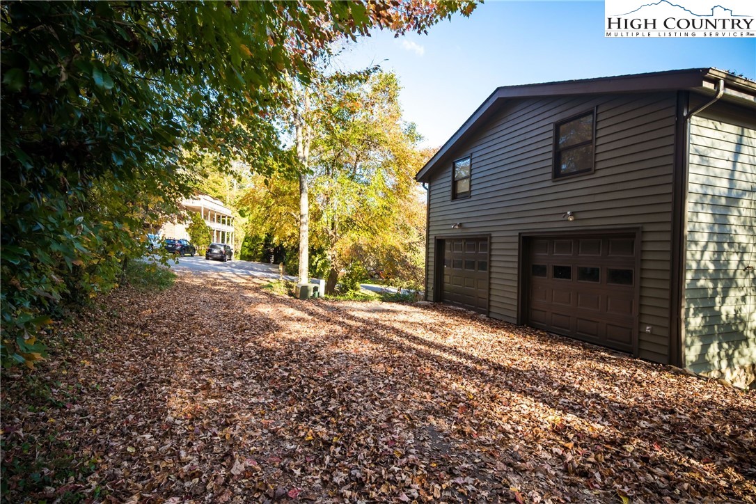 138 The Ponds Road, Unit B Banner Elk, NC 28604 - Photo 4 of 30 Gallery Image 4