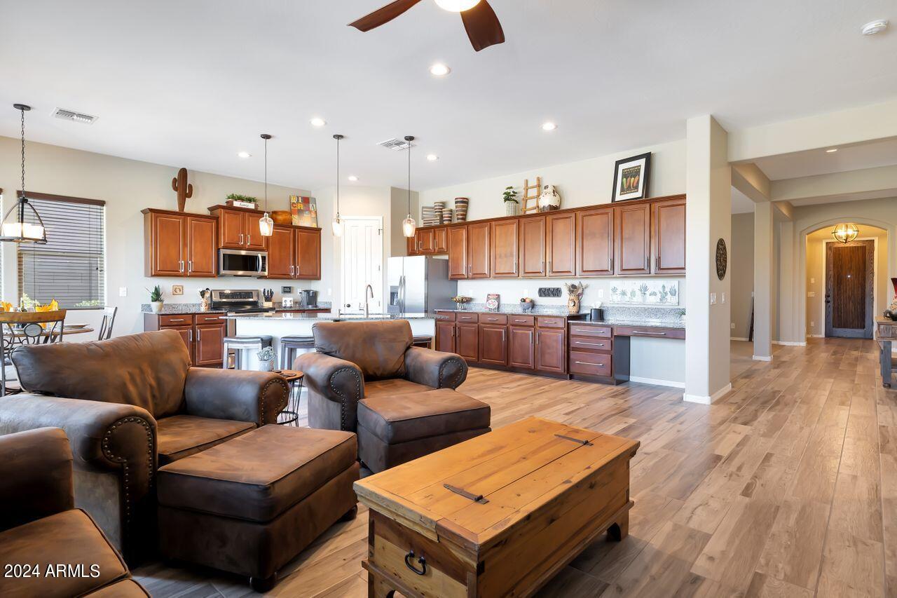 17930 West Agave Road Goodyear, AZ 85338 - Photo 6 of 55 QP--22