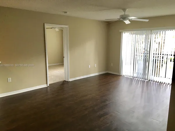 $1,950 | 4175 Haverhill Road, Unit 906, West Palm Beach, FL 33417