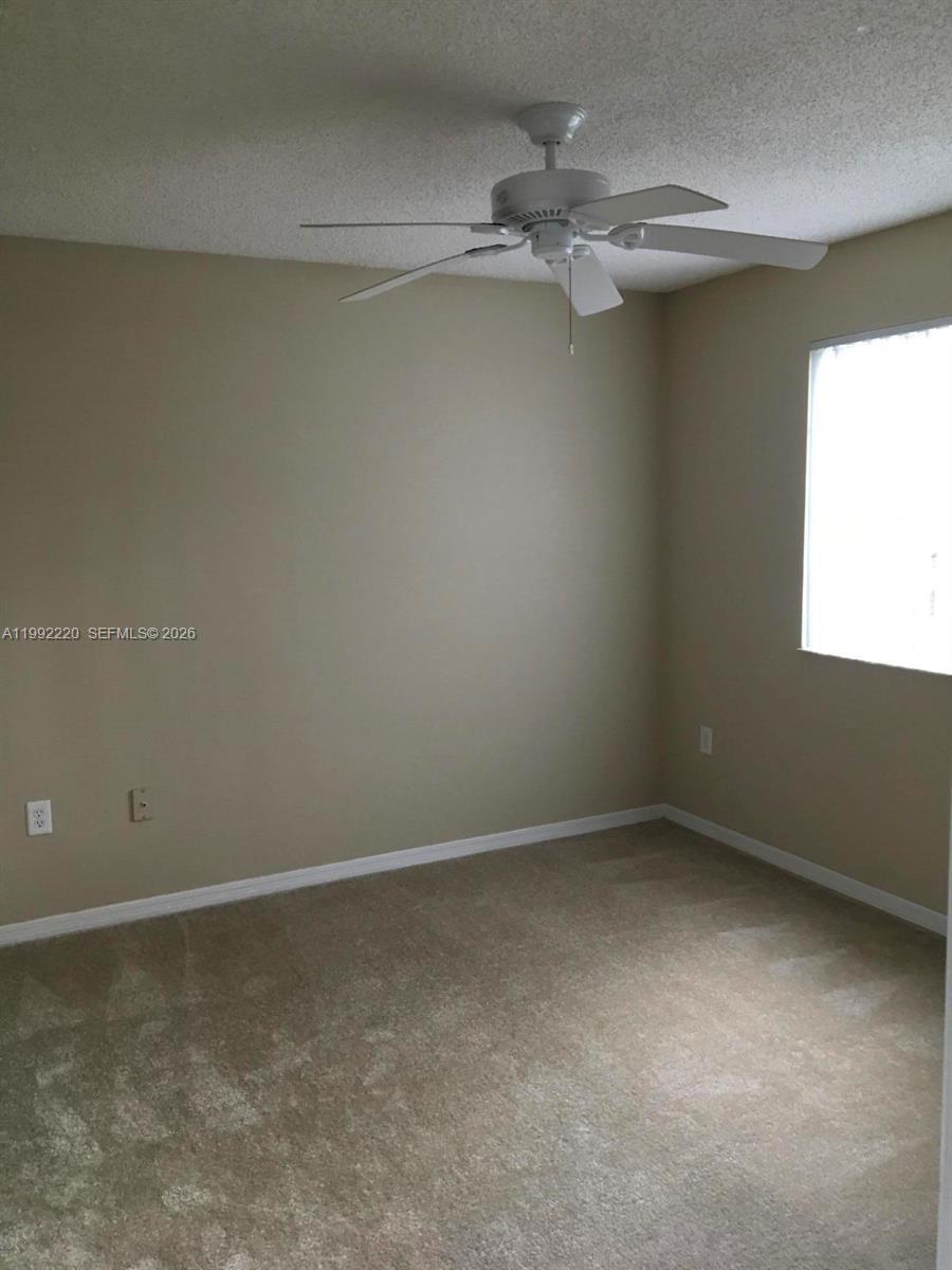 4175 Haverhill Road, Unit 906 West Palm Beach, FL 33417 - Photo 3 of 5