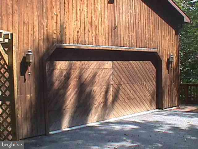 2151 Longs Gap Road Carlisle, PA 17013 - Photo 6 of 12 Gallery Image 6