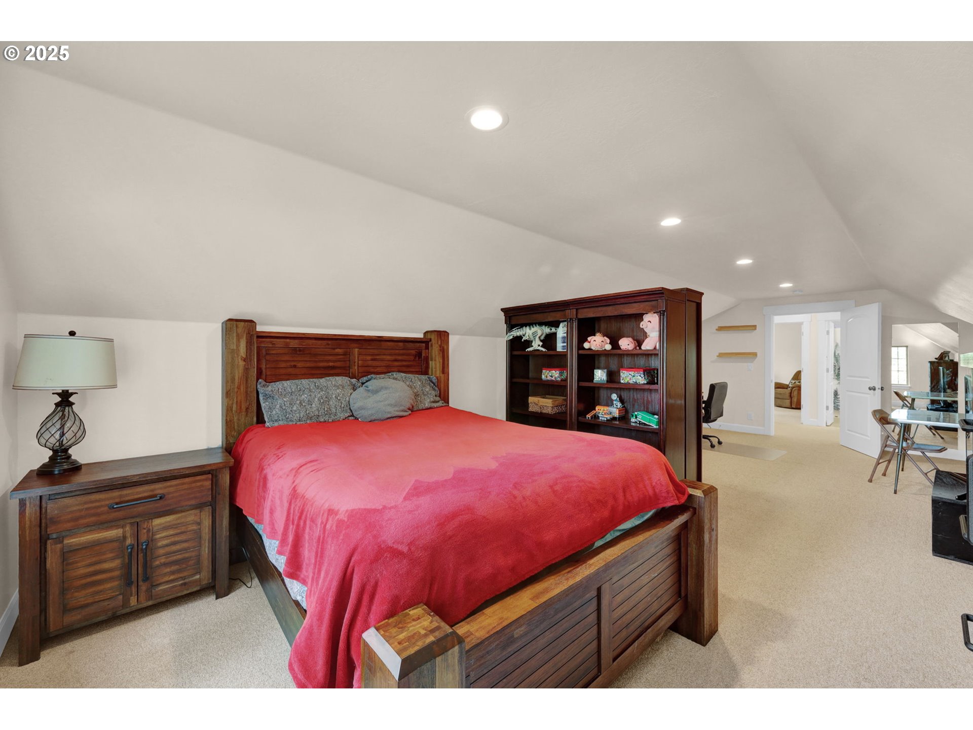 766 South 47th Place Springfield, OR 97478 - Photo 30 of 45