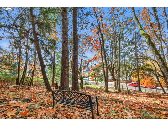 a view of entryway and hall