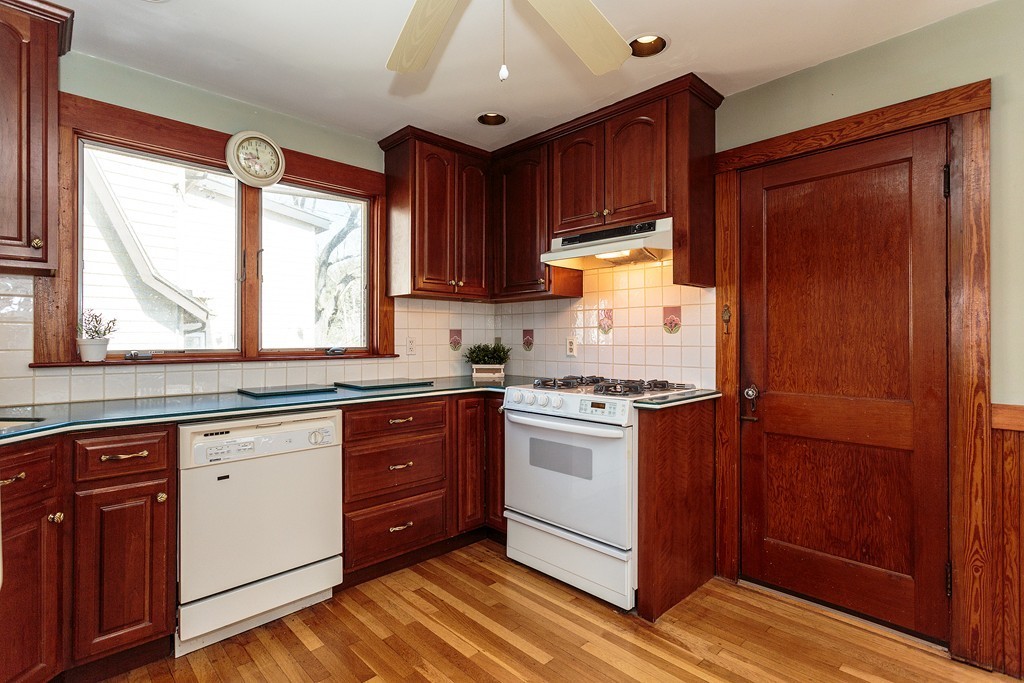 55 Avalon Road Boston, MA 02132 - Photo 8 of 25 Gallery Image 8