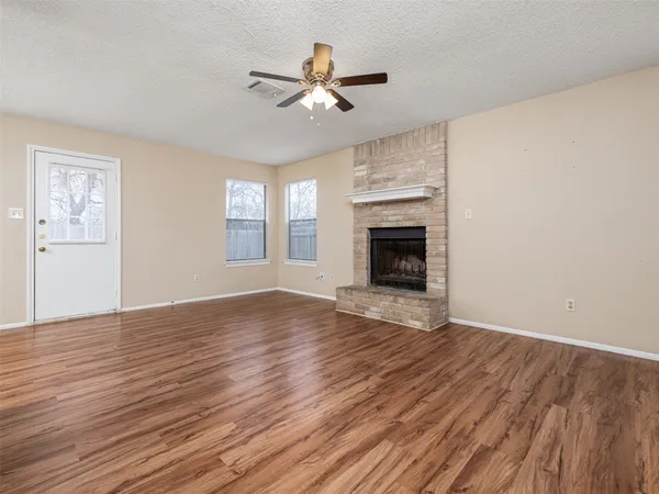 $1,450 | 706 Rollingway Drive, Unit B, Round Rock, TX 78681