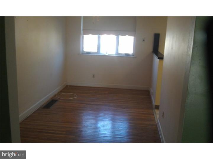1035 South Lynbrook Road Darby, PA 19023 - Photo 5 of 12 Dining Room