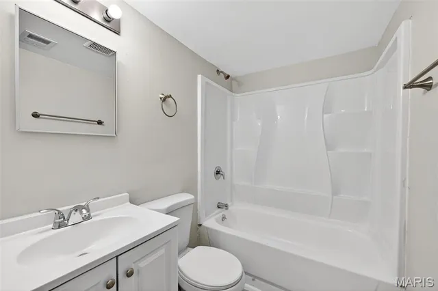 $1,100 | 1065 Hodiamont Avenue, Unit A, St. Louis, MO 63112