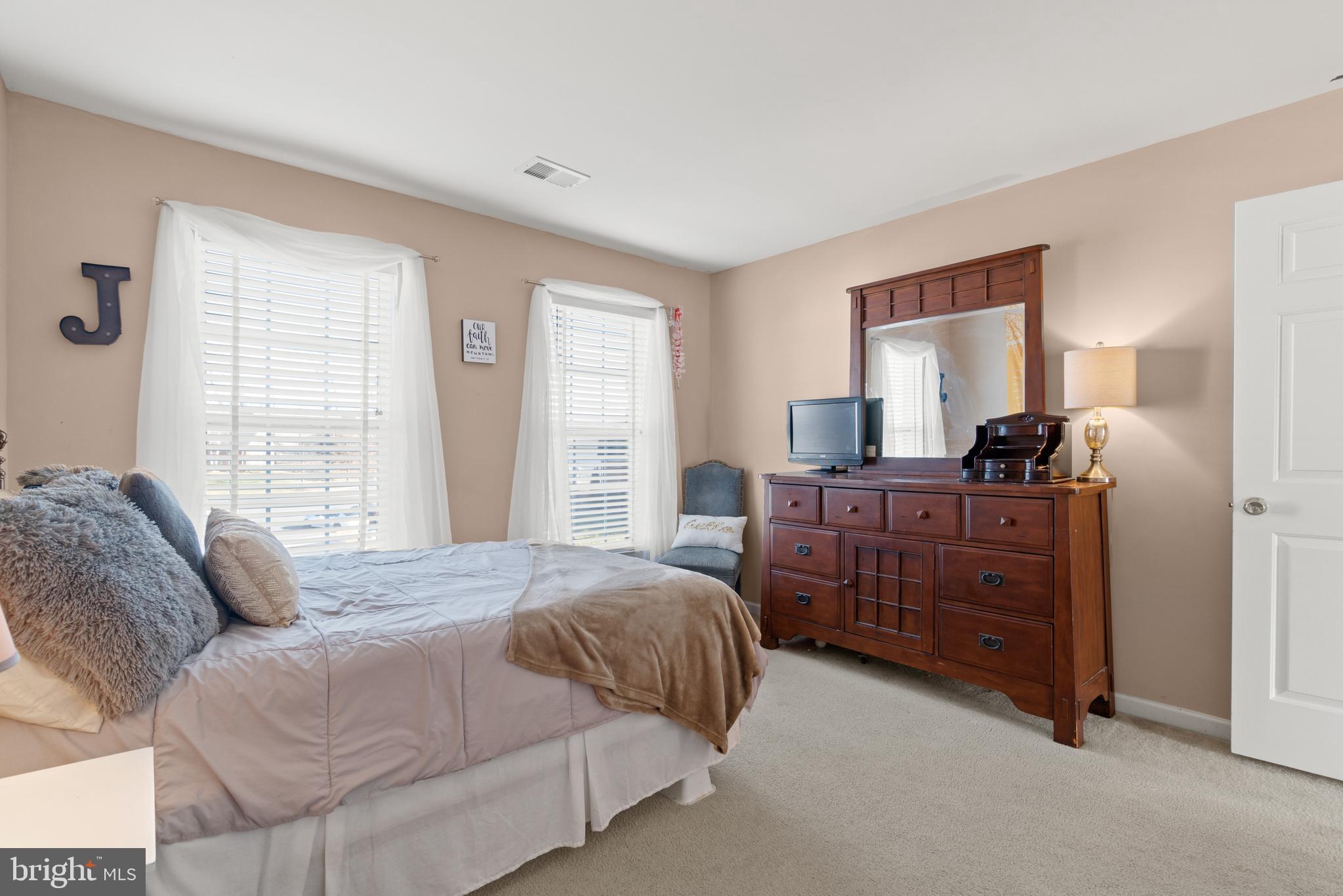 4651 Spring Run Road Warrenton, VA 20187 - Photo 18 of 28 Gallery Image 18