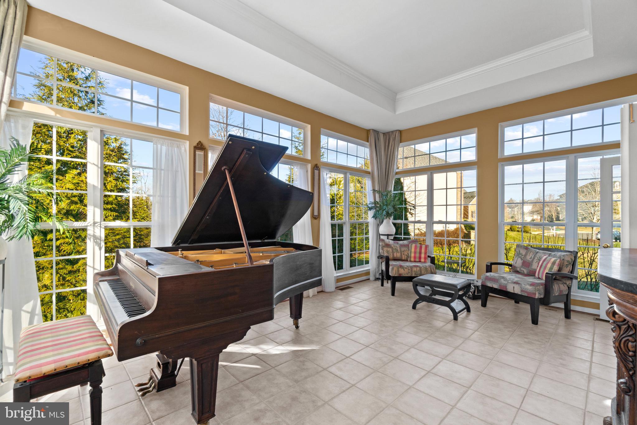 4651 Spring Run Road Warrenton, VA 20187 - Photo 9 of 28 Gallery Image 9