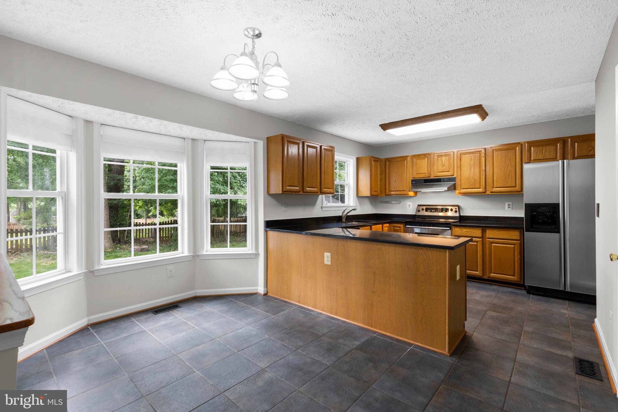 107 Bragg Boulevard Odenton, MD 21113 - Photo 11 of 39 Kitchen with table space