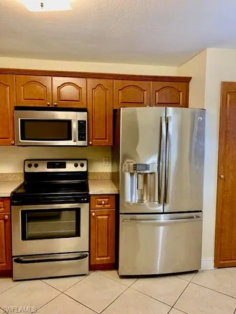 $1,900 | 729 Landover Court, Unit 103, Naples, FL 34104