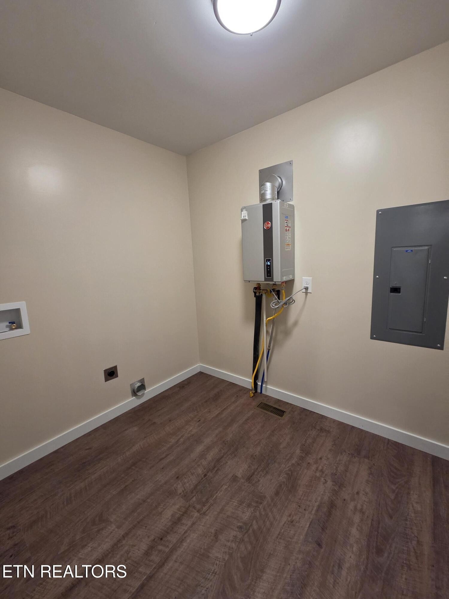 220 Harden Road Sparta, TN 38583 - Photo 12 of 18