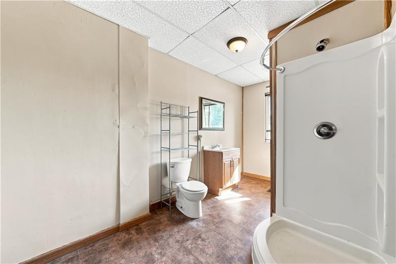 1329 Anderson Road Pittsburgh, PA 15209 - Photo 30 of 37 Gallery Image 30