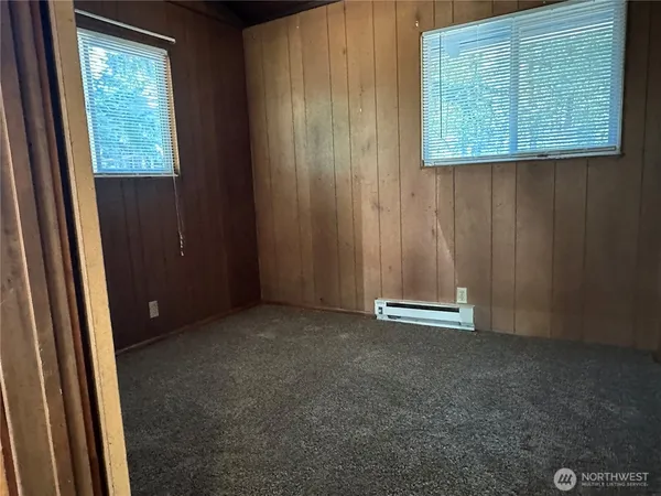 $1,295 | 480 East Timberlake Drive, Shelton, WA 98584