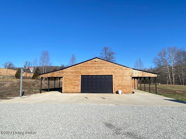 1856 Barnes Road Bardstown, KY 40004 - Photo 33 of 46 30x70 building with log siding