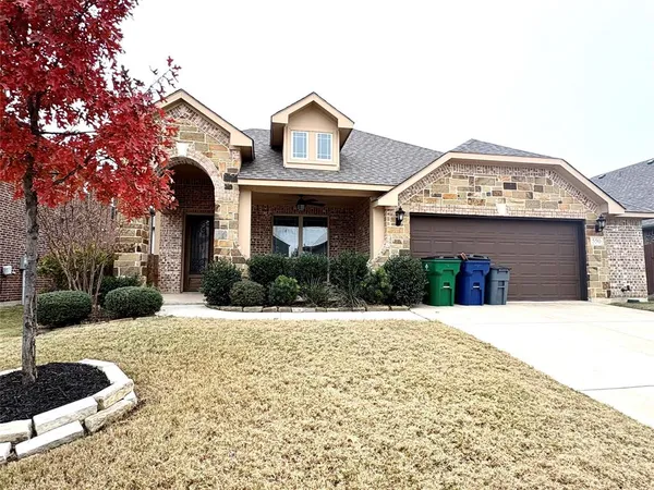 $390,000 | 550 Lily Street, Crowley, TX 76036