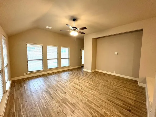 $397,000 | 550 Lily Street, Crowley, TX 76036